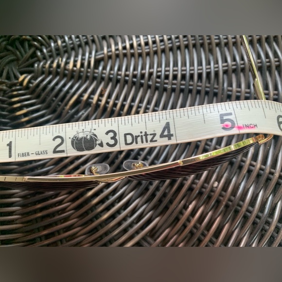 Oscar De La Renta Aviator Sunglasses - Picture 7 of 7